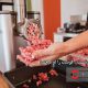 چرا چرخ گوشت ، گوشت را له میکند؟